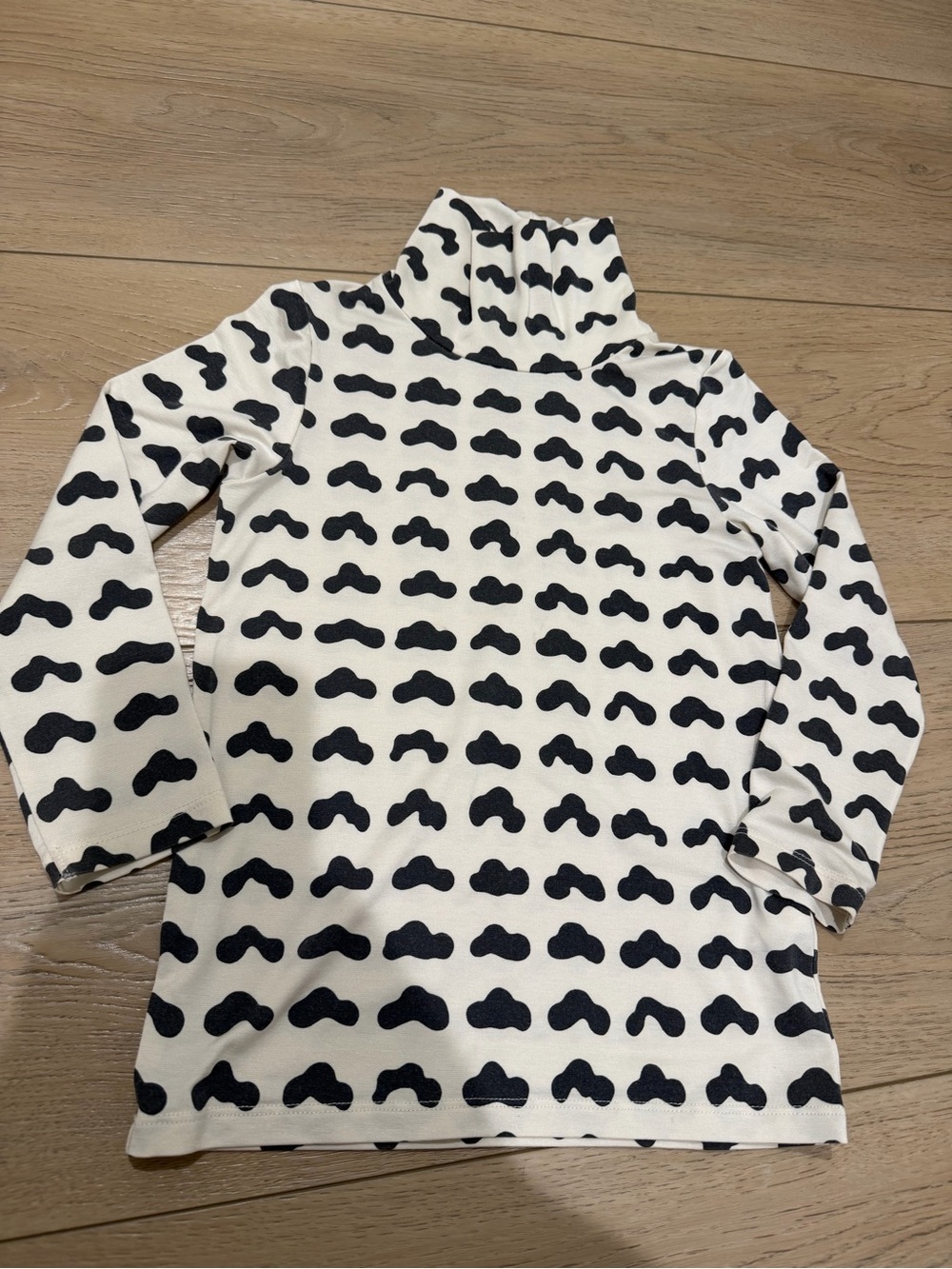 Uniqlo girls long sleeve